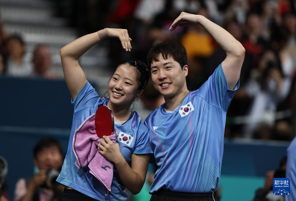 加了他们向 加了他们向